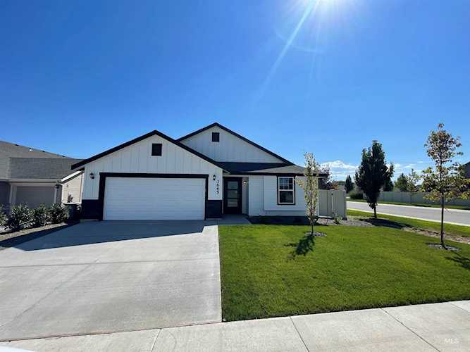 3665 E Warm Creek Ave Nampa, ID 83686