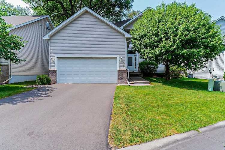 4649 Aspen Ridge Circle Eagan, MN 55122