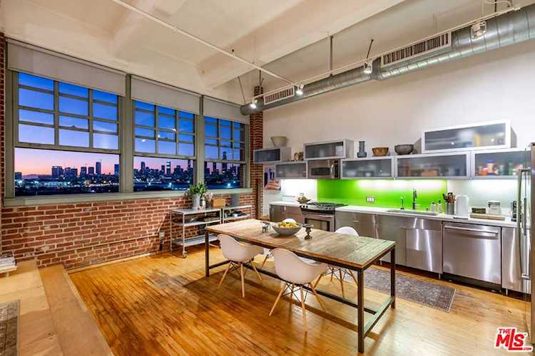1850 Industrial St #412 Los Angeles, CA 90021