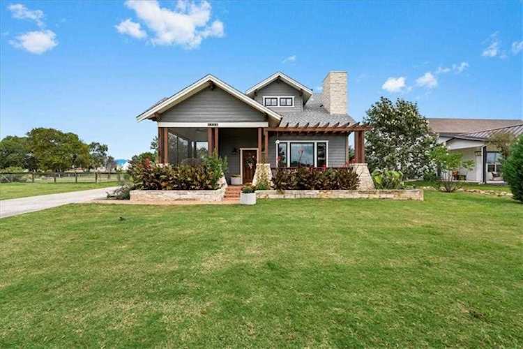 1715 Trebled Waters TRL Driftwood, TX 78619