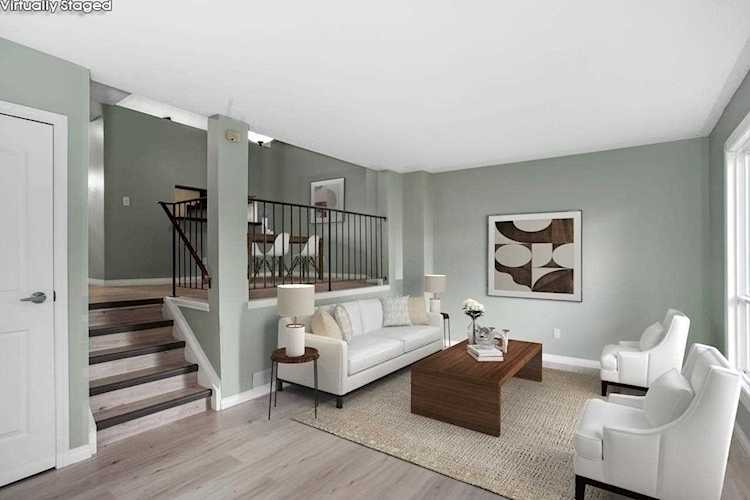 5536 19A Avenue Edmonton, AB T6L 2C1