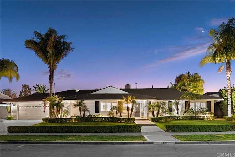 1107 Marian Ln Newport Beach, CA 92660