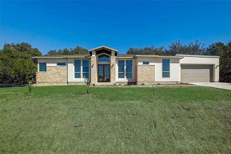 4216 Hillside DR Lago Vista, TX 78645