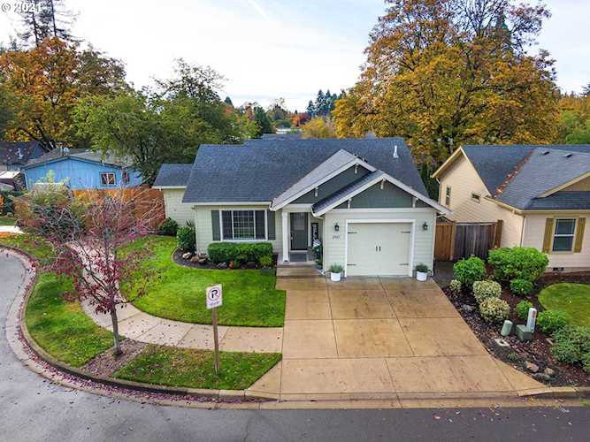 2937 Ava St Eugene, OR 97404 | MLS 21202912 Photo 1