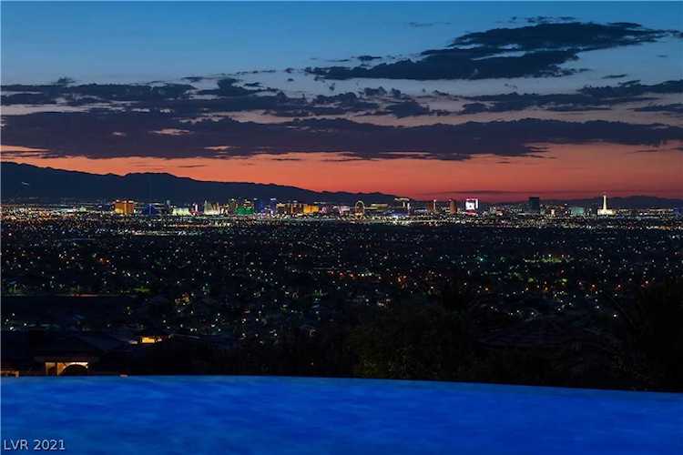 472 Saint Moritz Dr Henderson, NV 89012