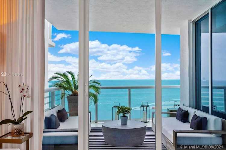 3801 Collins Ave #1404 Miami Beach, FL 33140