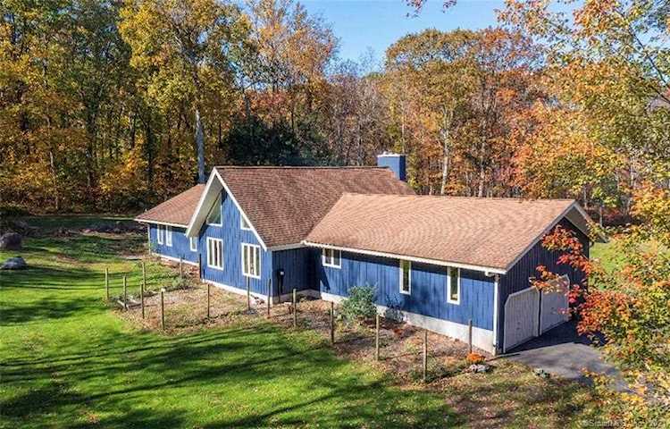 95 Gaylord Mountain Road Bethany, CT 06524