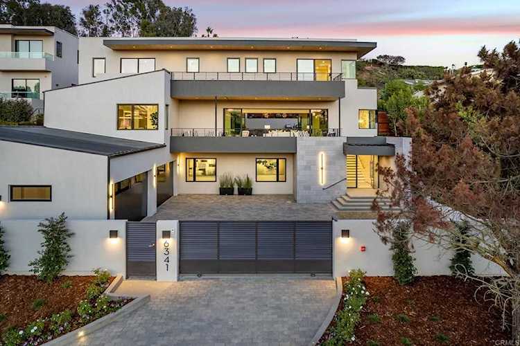 6341 Castejon Drive La Jolla, CA 92037