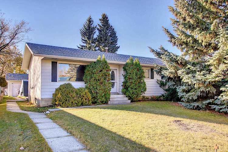4518 44 Avenue Stony Plain, AB T7Z 2S7