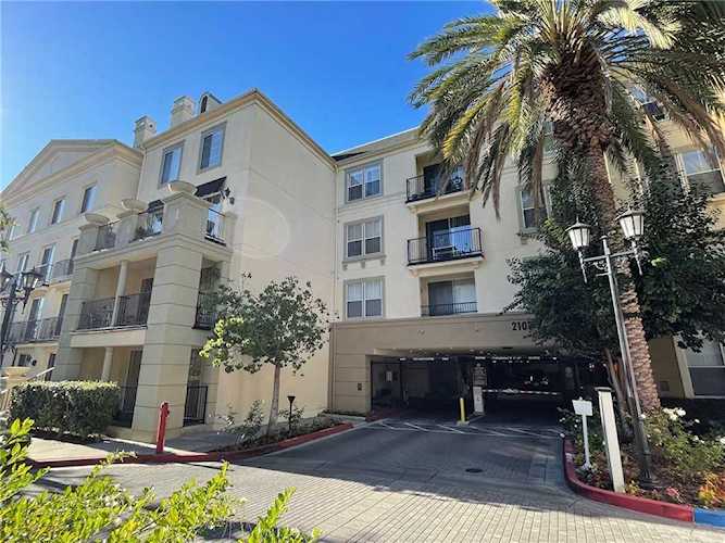 2108 Watermarke Place Irvine, CA 92612 | MLS OC21194159 Photo 1