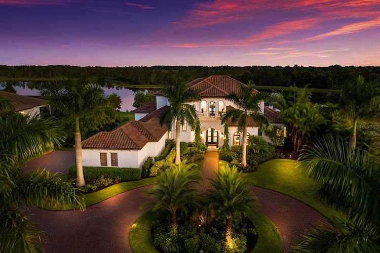 8415 Broadstone Ct Bradenton, FL 34202