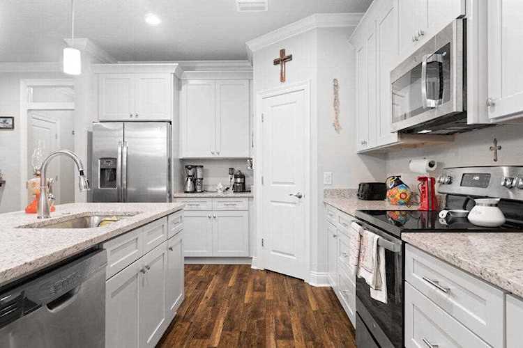 7358 Hiawatha Lane Navarre, FL 32566
