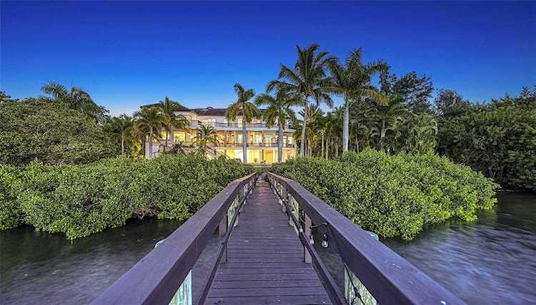 1726 Questar Ln Sarasota, FL 34231