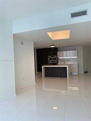 851 NE 1st Ave #3409 Miami, FL 33132