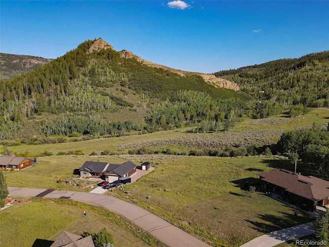30250 Coyote Run Ct Oak Creek, CO 80467