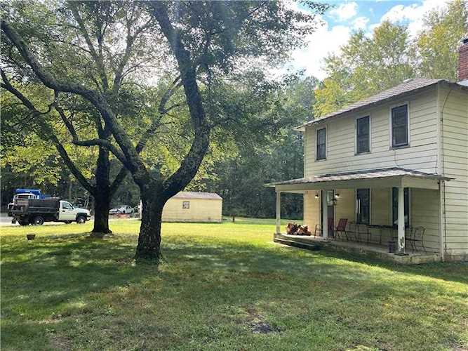 253 Ashcake Rd Ashland, VA 23005