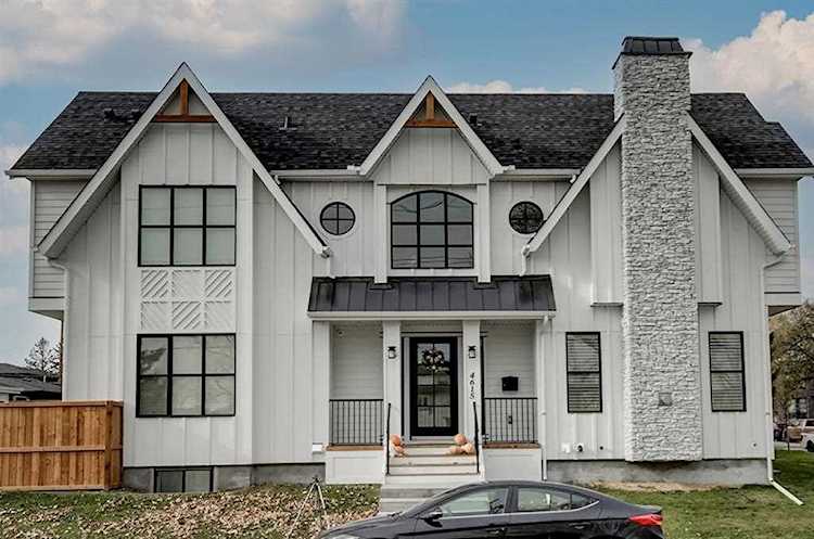 2020 25 Ave SW Calgary, AB T2T 1A7