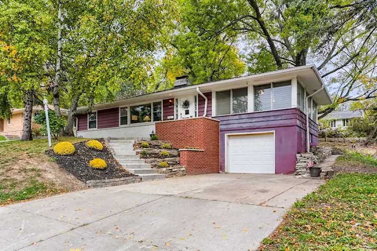 3009 Silver Lake Road NE Saint Anthony, MN 55418