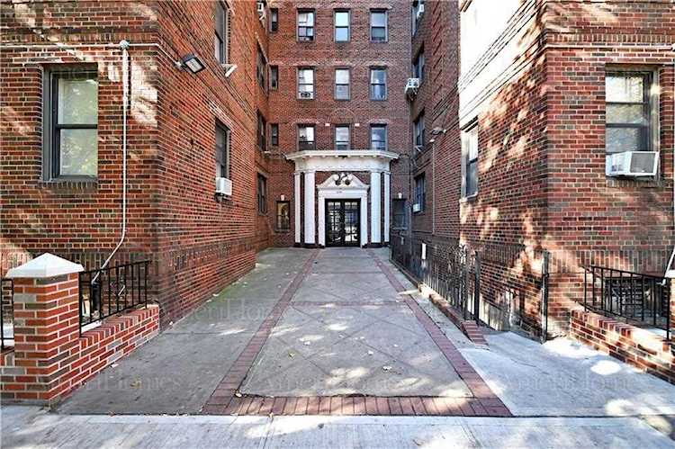 3250 Coney Island Ave Brooklyn, NY 11235
