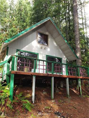 13757 Wye Lake Blvd SW Port Orchard, WA 98367