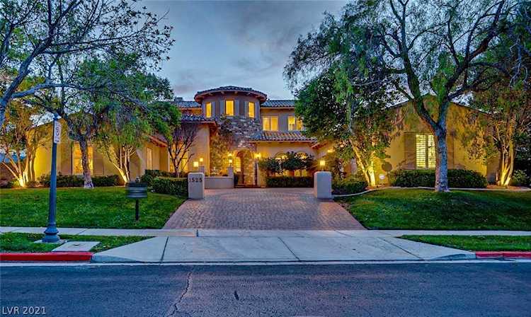 1525 Villa Rica Dr Henderson, NV 89052