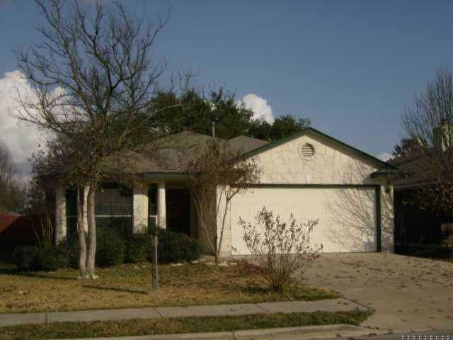 2512 Claudia DR Leander, TX 78641