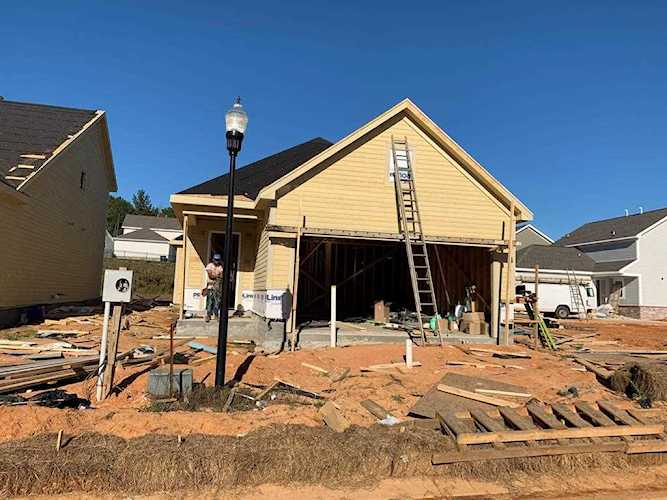 445 Live Oak Dr Oxford, MS 38655
