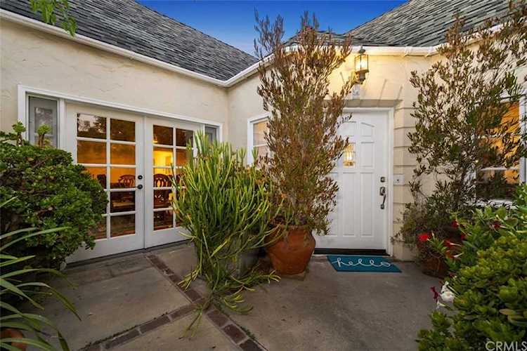 1025 S Burnside Ave Los Angeles, CA 90019