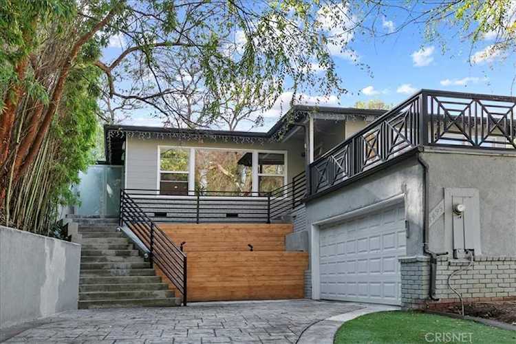 3495 Oak Glen Dr Los Angeles, CA 90068