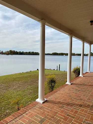 404 S Granville Street Edenton, NC 27932