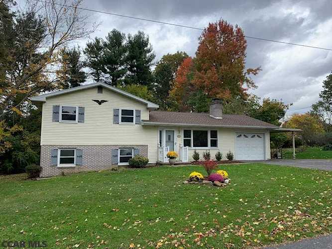 221 Belle Avenue Boalsburg, PA 16827 | home for sale | KBB Photo 1