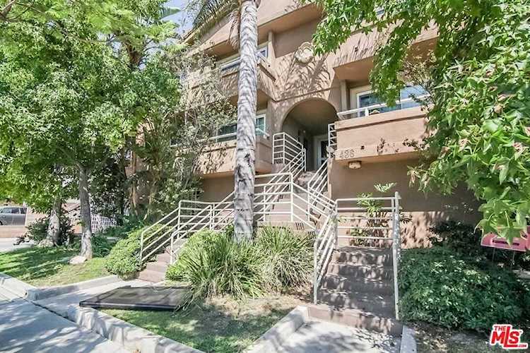 436 N Oxford Ave #204 Los Angeles, CA 90004