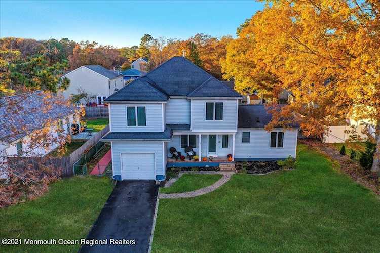 108 Spinnaker Ave Manahawkin, NJ 08050 | MLS 22136093 Photo 1