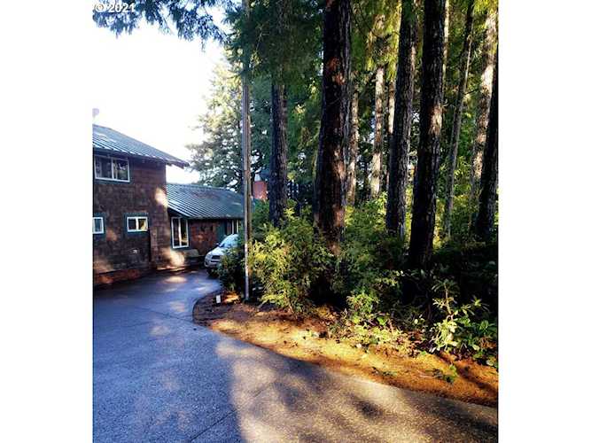 55142 Skyview Rd Bandon, OR 97411