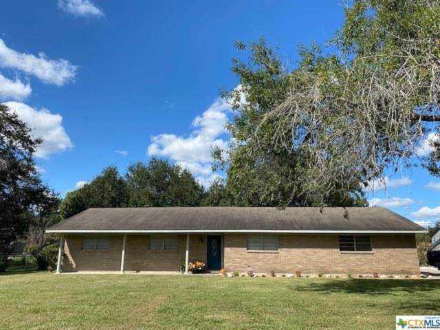 305 Cannon Rd Victoria, TX 77904