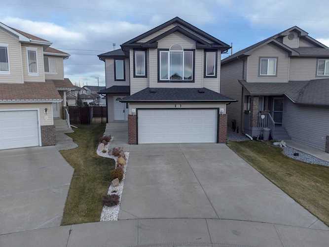5468 162B Avenue Edmonton, AB T5Y 0E8