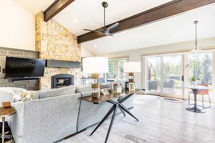 2531 Fairway Village Dr Park City, UT 84060