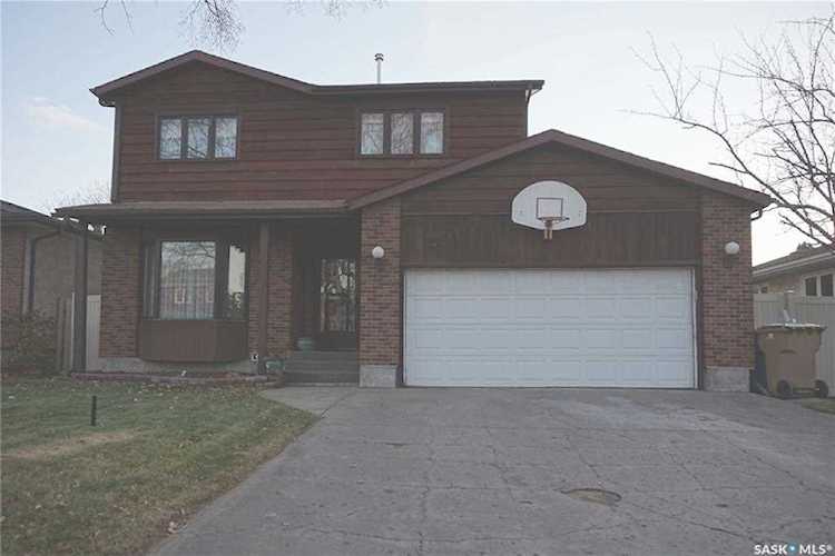 2111 Truesdale Dr Regina, SK S4V 0N4