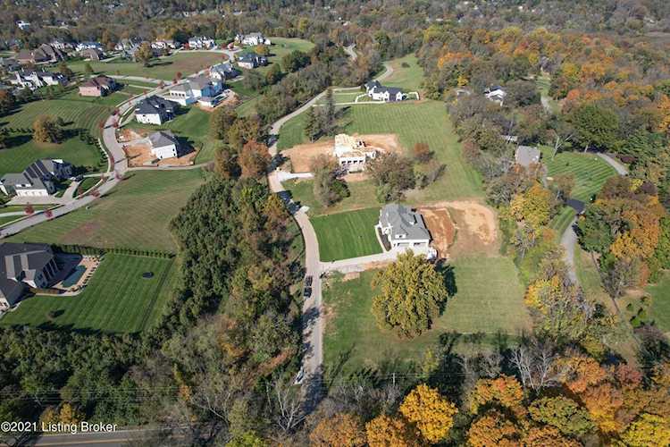 14 Fincastle Farms Trace Prospect, KY 40059