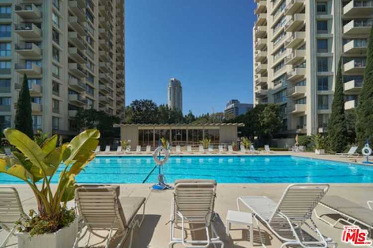 2160 Century Park East #206 Los Angeles, CA 90067