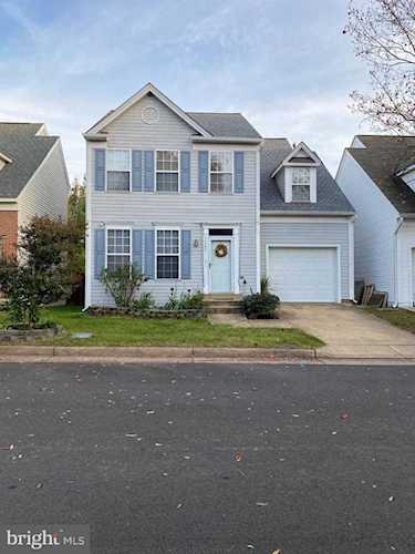 14221 Brenham Dr Centreville, VA 20121
