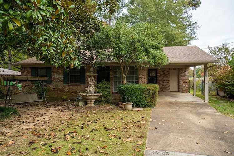302 Avent Oxford, MS 38655