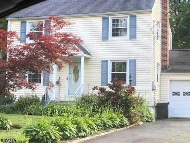 60 Ridgeview Ave New Providence Boro, NJ 07974