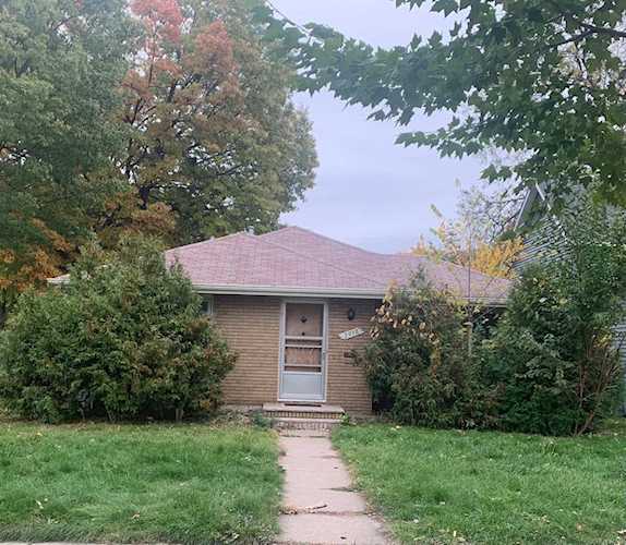 2958 Thomas Avenue N Minneapolis, MN 55411