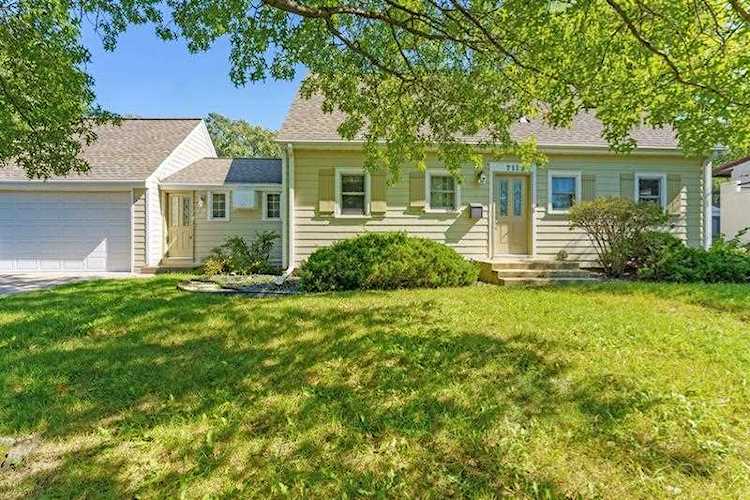 711 Stewart Lane South Saint Paul, MN 55075