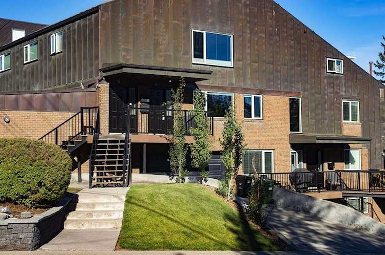 1205 Cameron Ave SW #4 Calgary, AB T2T 0K8