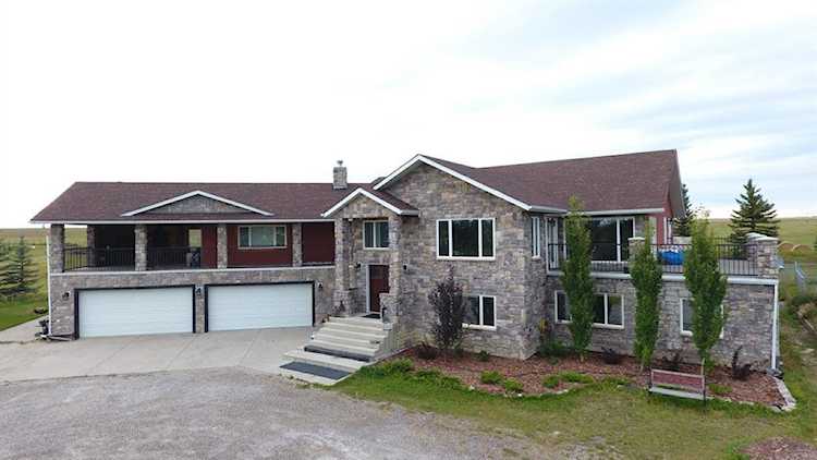 11 Panorama Bay Rural Rocky View County, AB T3Z 3L3