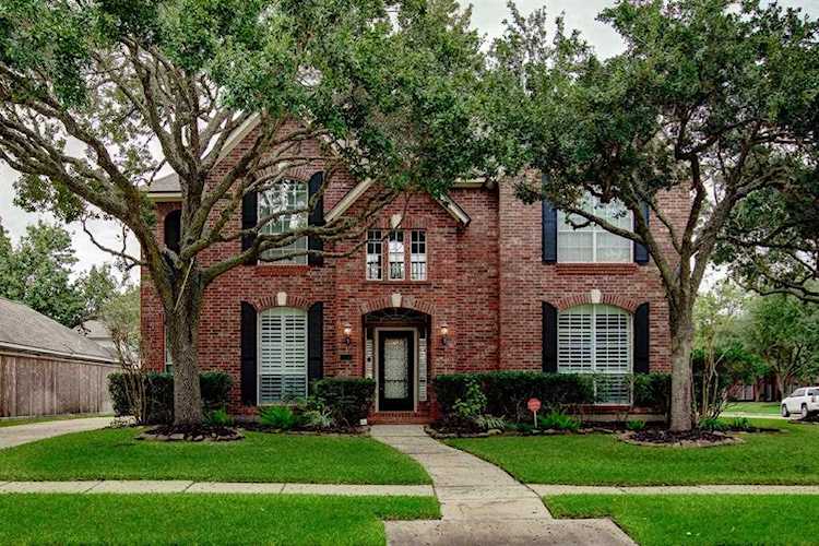 7131 Glenwood Dr Sugar Land, TX 77479