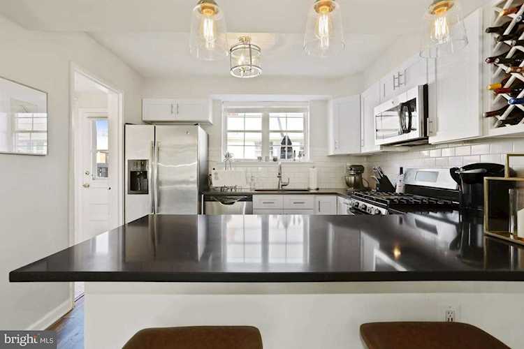 3823 Jason Ave Alexandria, VA 22302