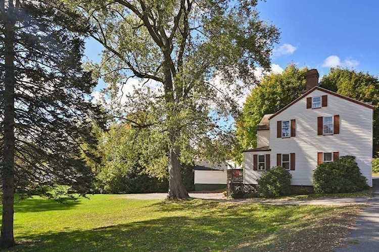 27 East St Ipswich, MA 01938